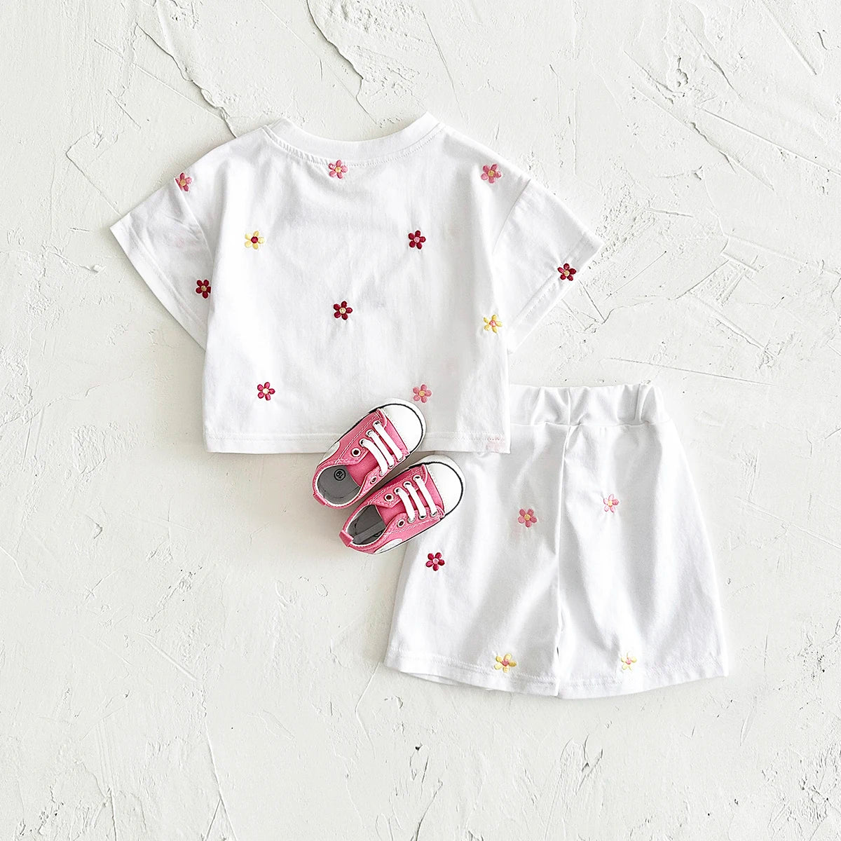 Floral Embroidery 2-Piece Shorts Set